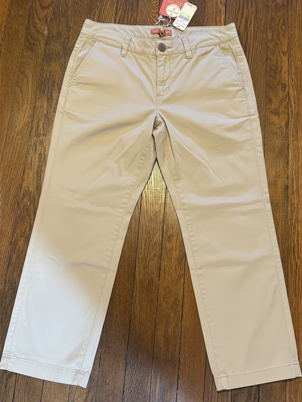 Tommy Bahama Women's Cavalry Twill Top Light Beige Capris size 4 NWT